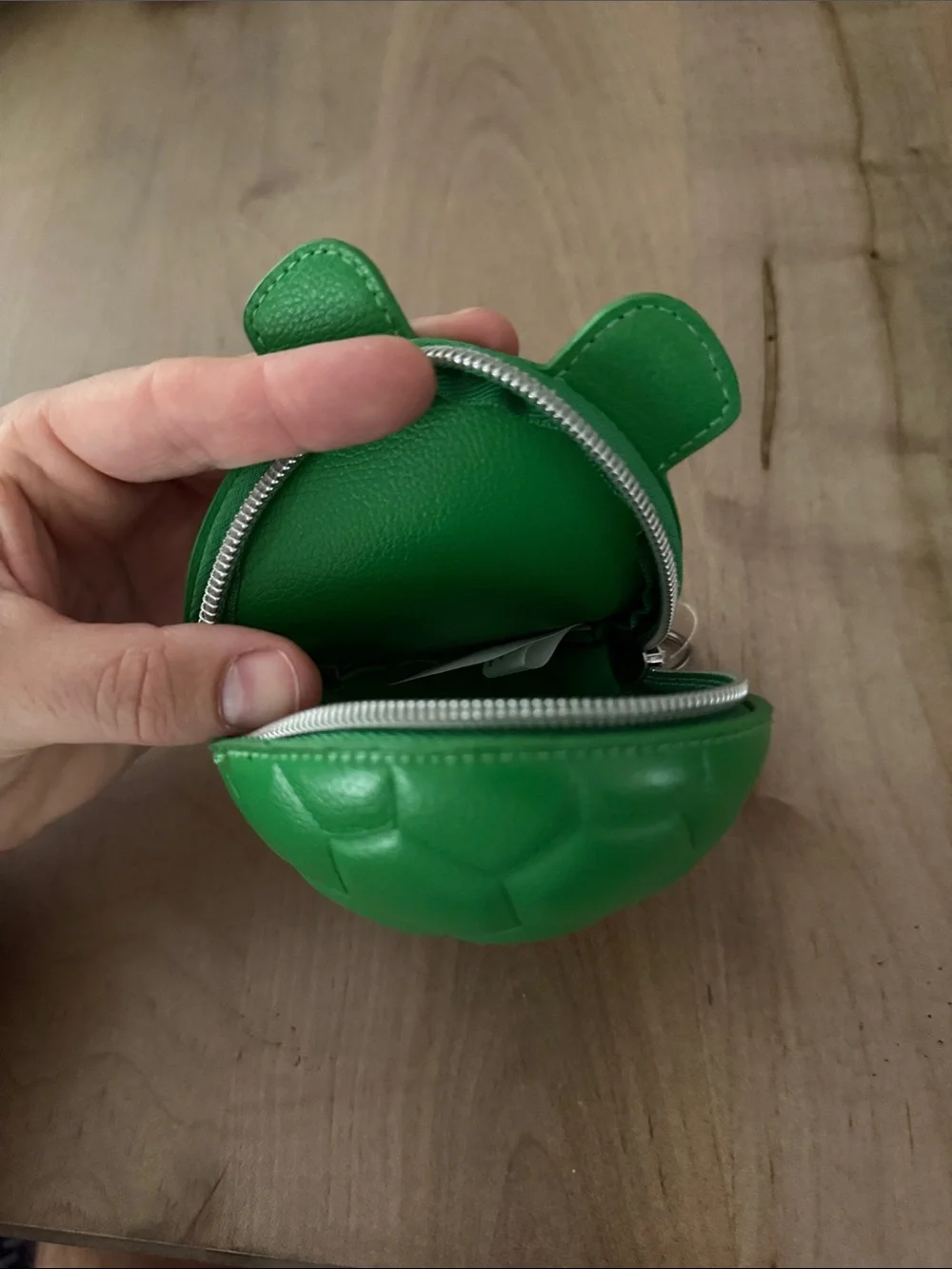Bath & Body Works Green Turtle Coin Purse Keychain